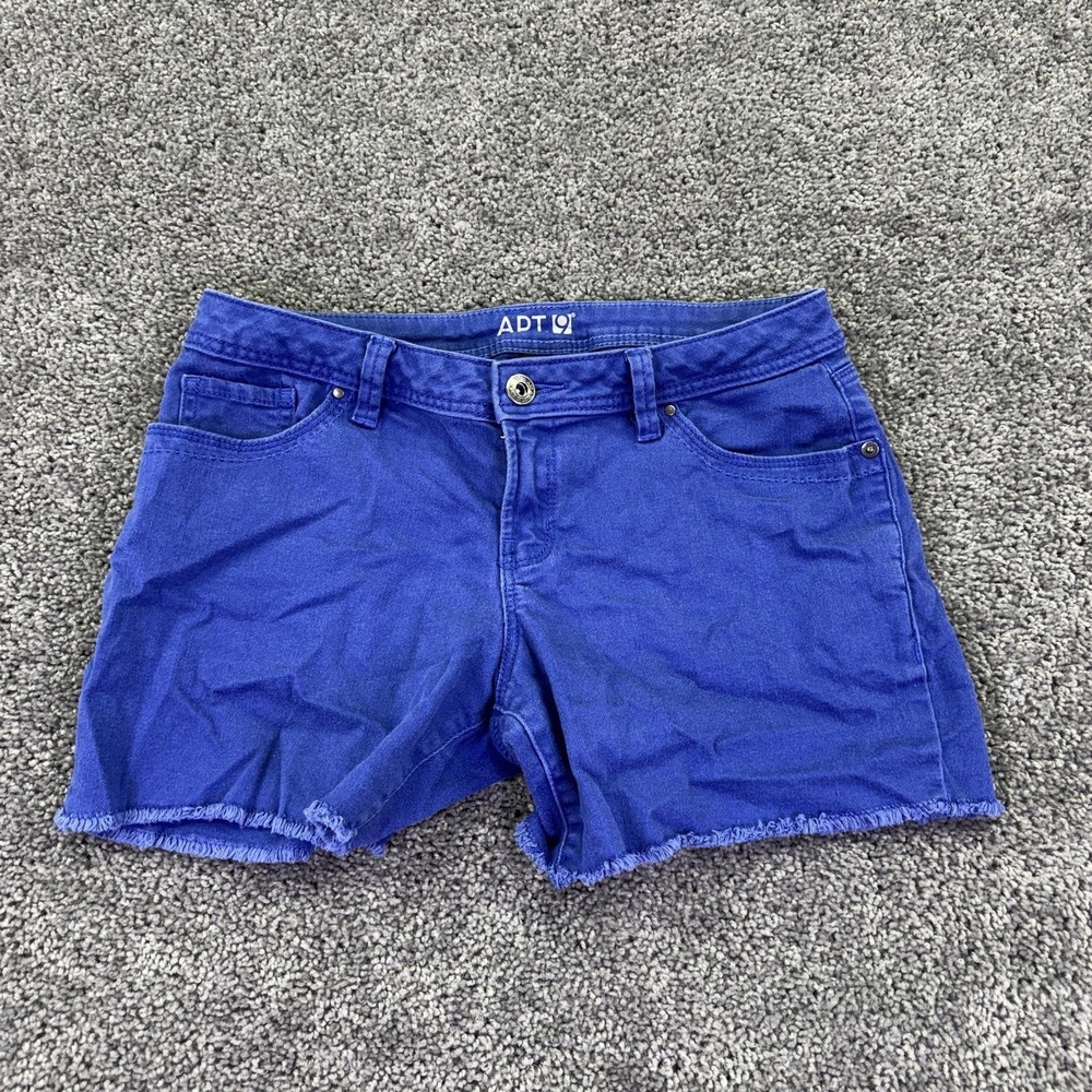 Apt. 9 Shorts Womens 6 Blue Denim Cutoff Frayed Modern Fit Stretch Casual